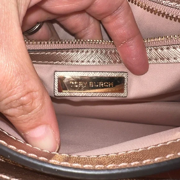 Tory Burch Metallic Rose Gold Chain Crossbody Bag - Picture 6 of 9